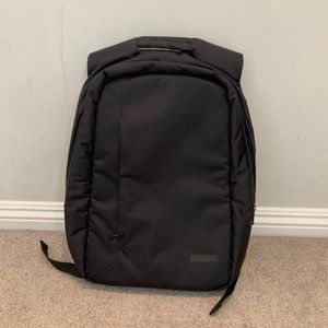 Incase Travel Laptop Backpack - fits up to 15" MacBook, Black